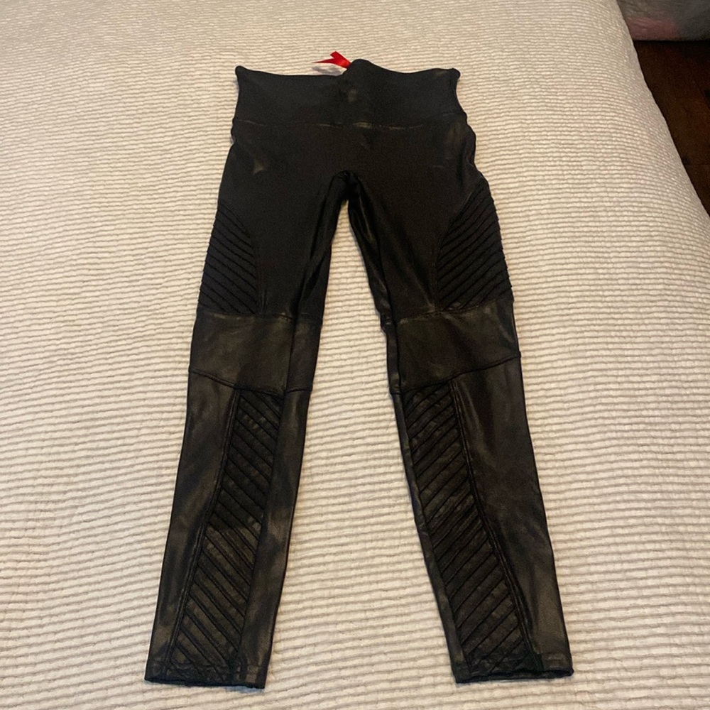 Spanx Medium Black Moto Leggings